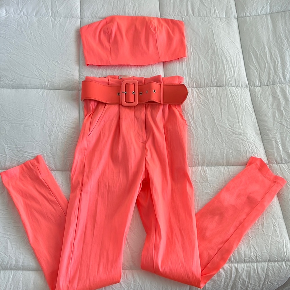 hot pink set